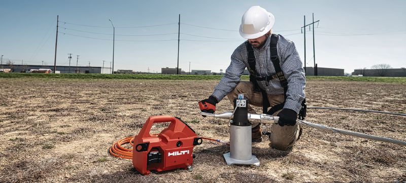 NUN 10K-22 juhtmevaba hüdrauliline pump 10 000 PSI (700 bar) juhtmevaba hüdrauliline pump suure koormusega lõikamiseks/pressimiseks ja maa-aluste ja tugevdatud kaablite kauglõikamiseks (Nuron aku) – kaasas kaugjuhtimispult Rakendused 1